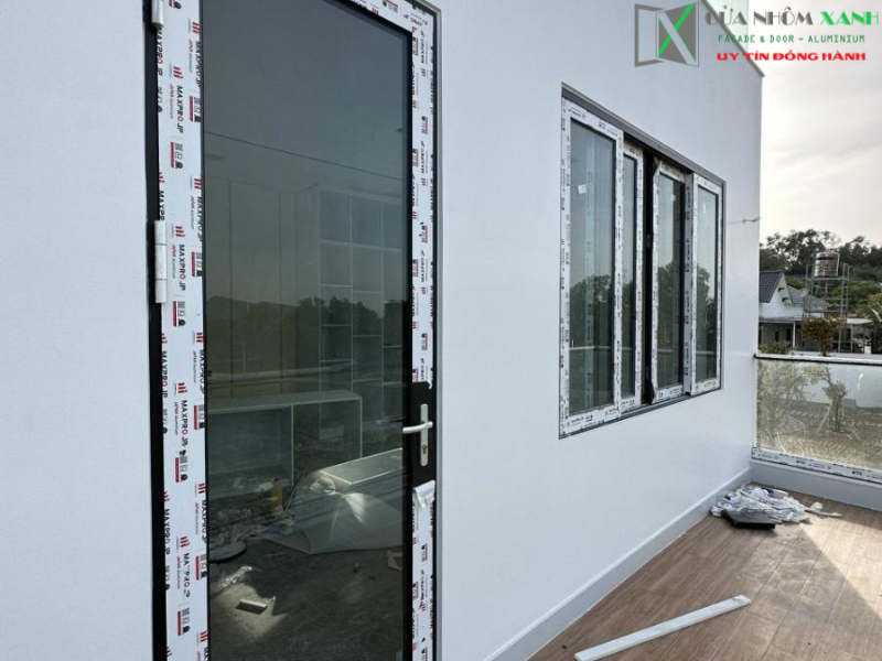 Cửa Nhôm Maxpro