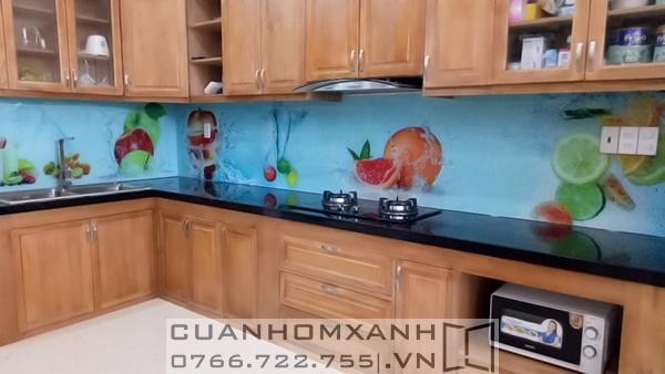 Kính sơn ốp bếp trang trí